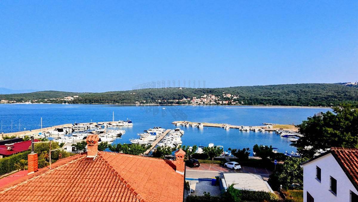 Druga linija do morja! Samostojna hiša! Otok Krk!