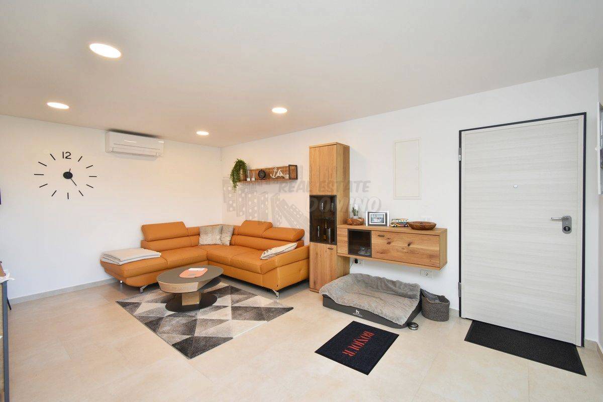 Elitni del Malinske, Rova, luksuzni apartma! Pogled na morje!