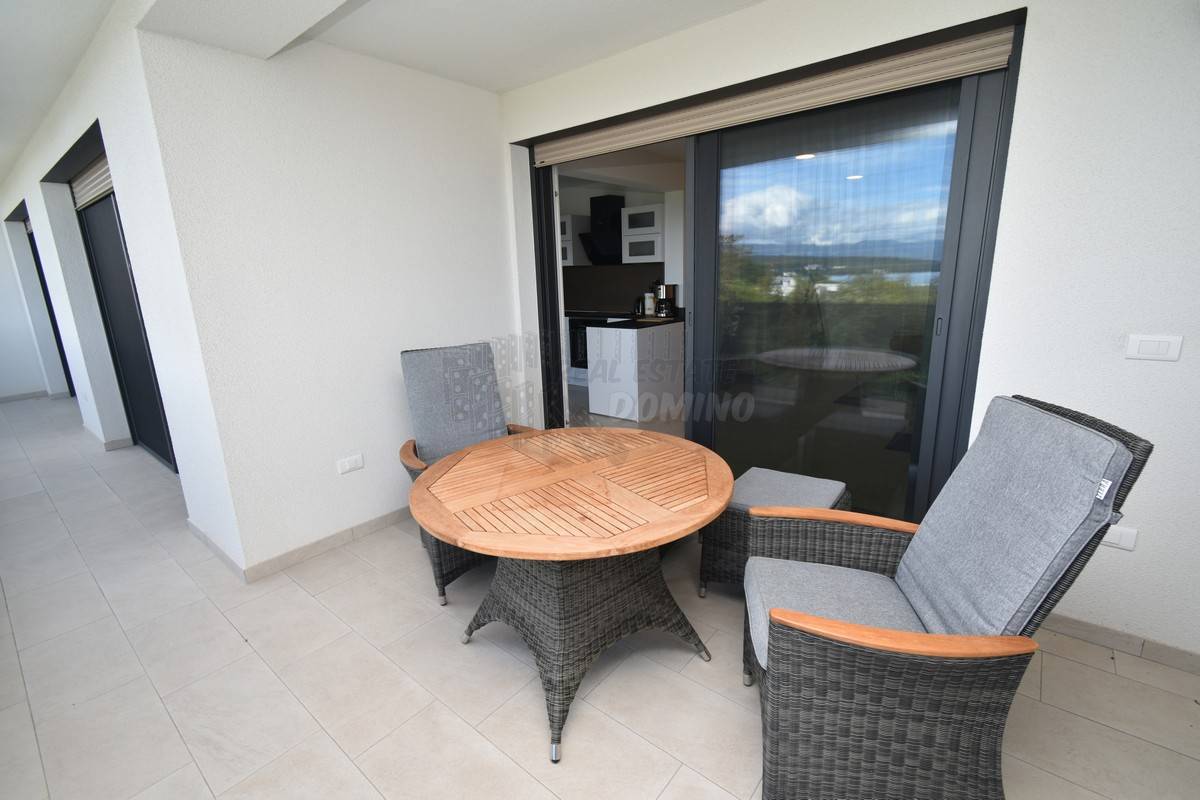 Elitni del Malinske, Rova, luksuzni apartma! Pogled na morje!