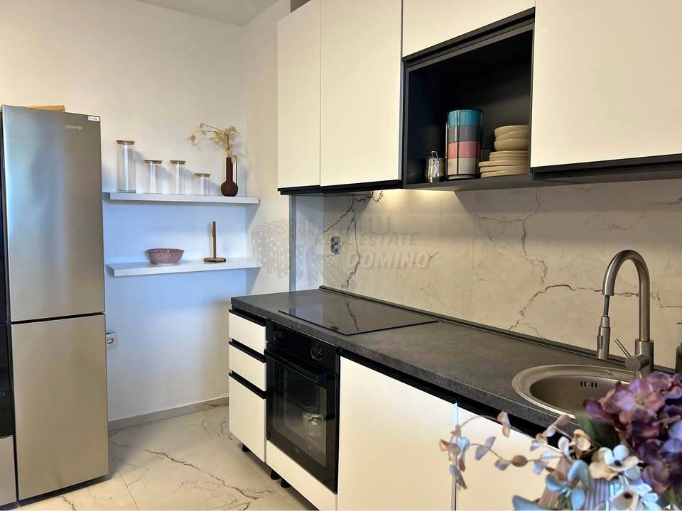 Samostojna hiša z vrtom! Otok Krk