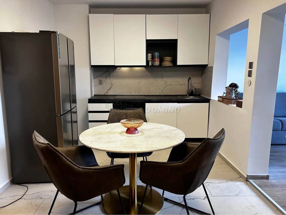 Samostojna hiša z vrtom! Otok Krk