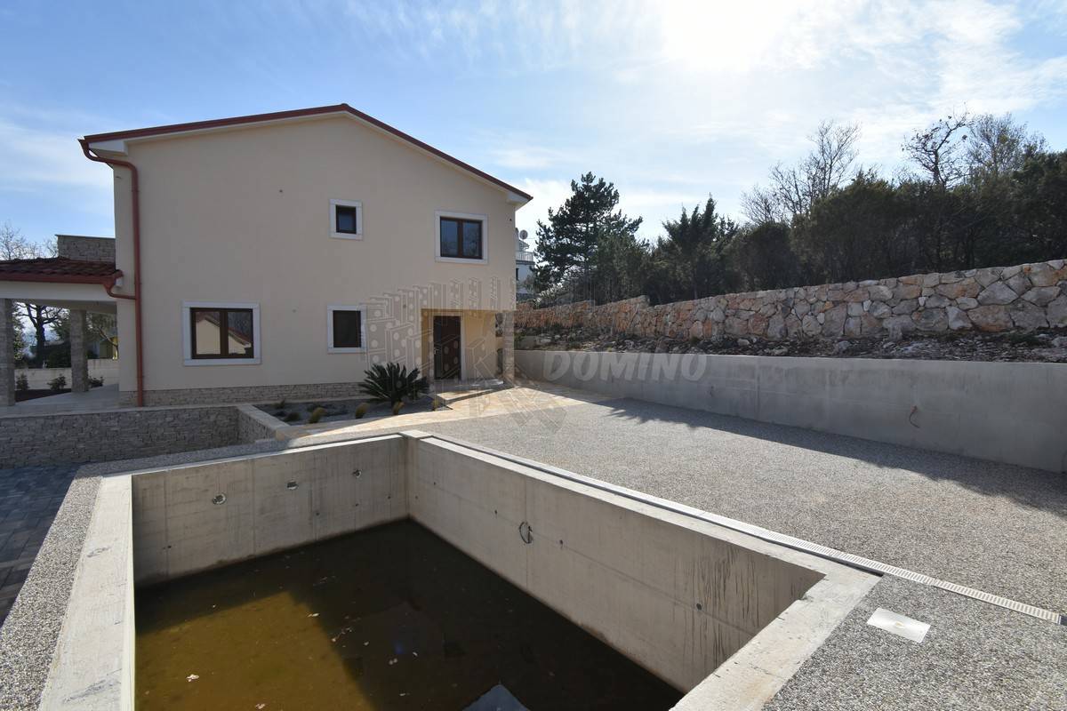 Čudovita novogradnja s pogledom na morje!
