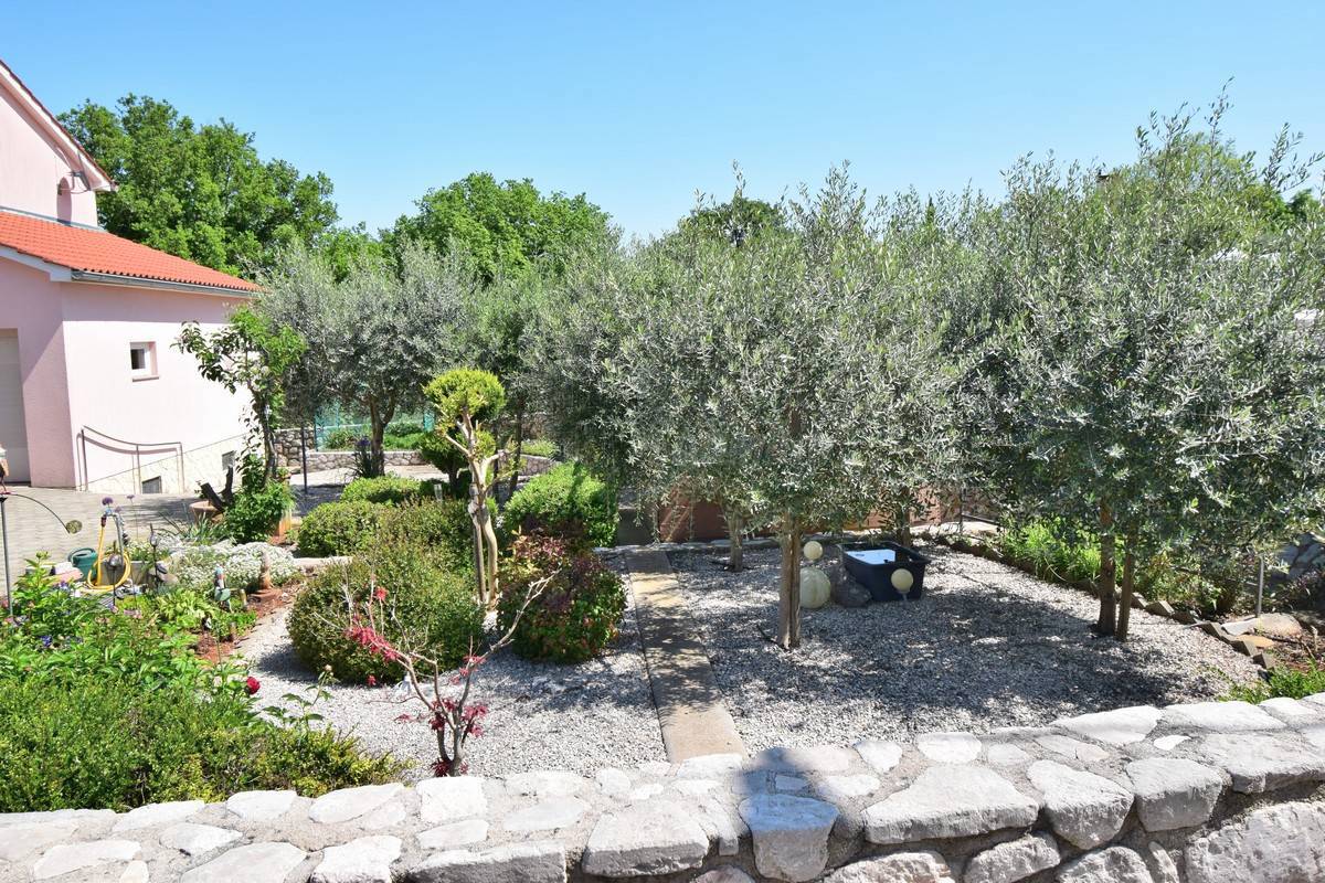 Hiša Malinska, Malinska-Dubašnica, 220m2