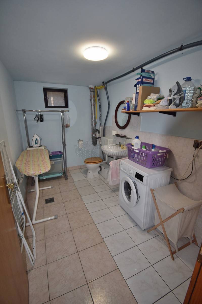 Hiša Malinska, Malinska-Dubašnica, 220m2