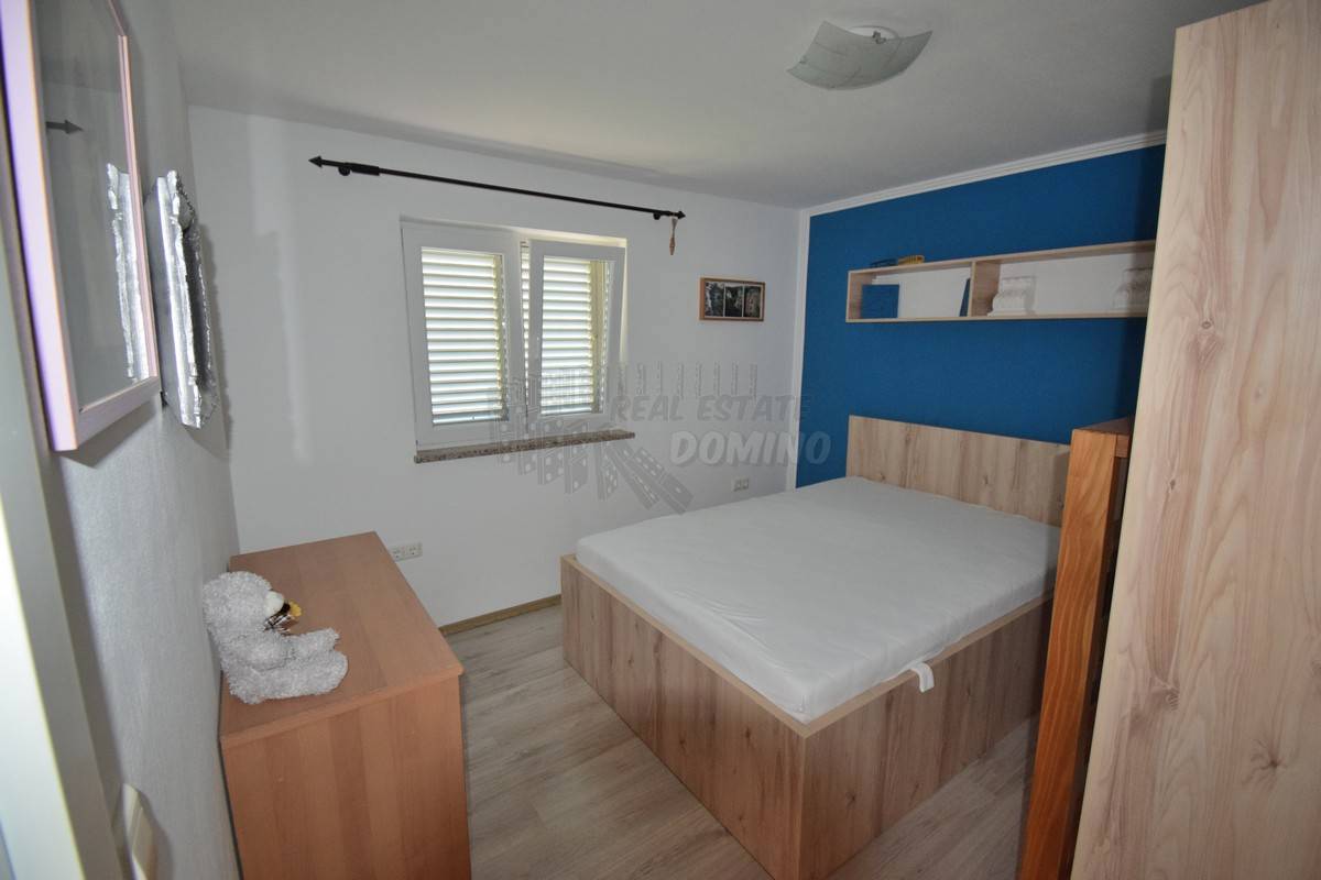 Hiša Malinska, Malinska-Dubašnica, 220m2