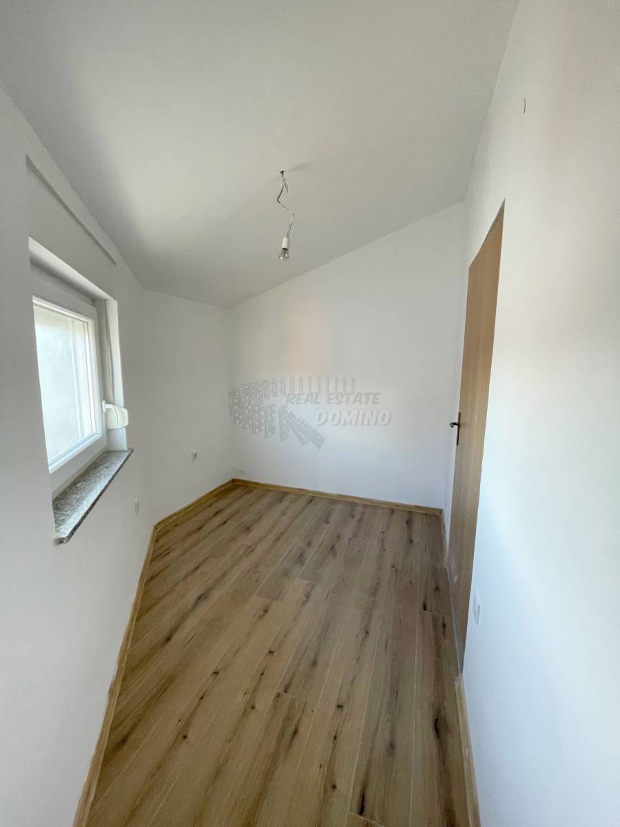 Stanovanje 150 metrov od morja! Pogled na morje!