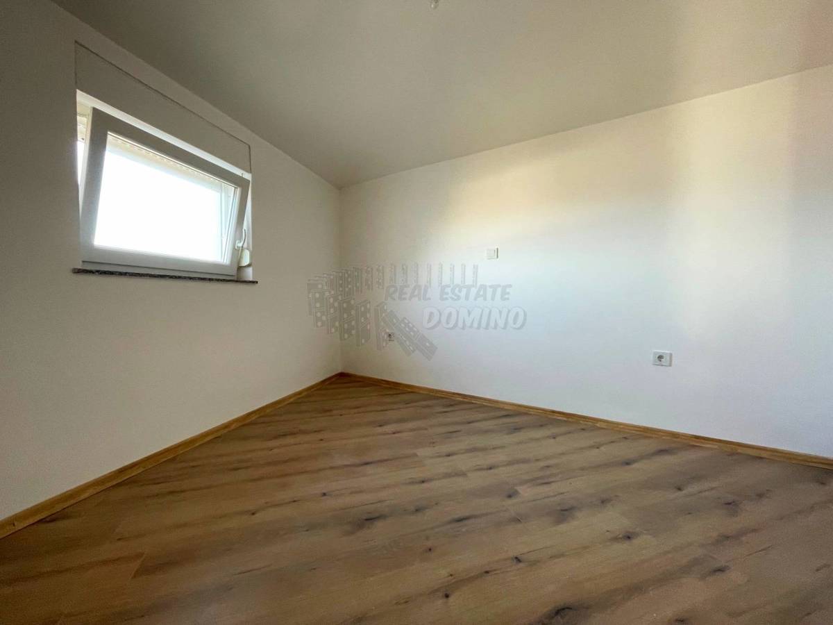 Stanovanje 150 metrov od morja! Pogled na morje!