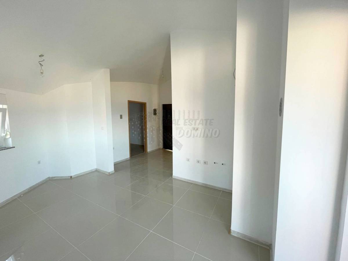 Stanovanje 150 metrov od morja! Pogled na morje!