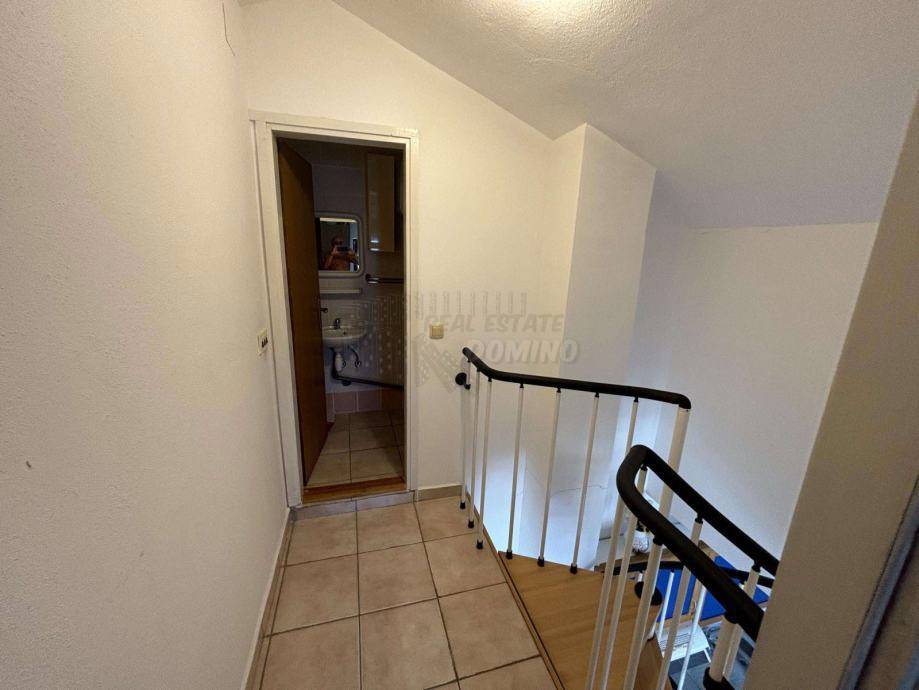 Apartma Malinska, Malinska-Dubašnica, 57m2