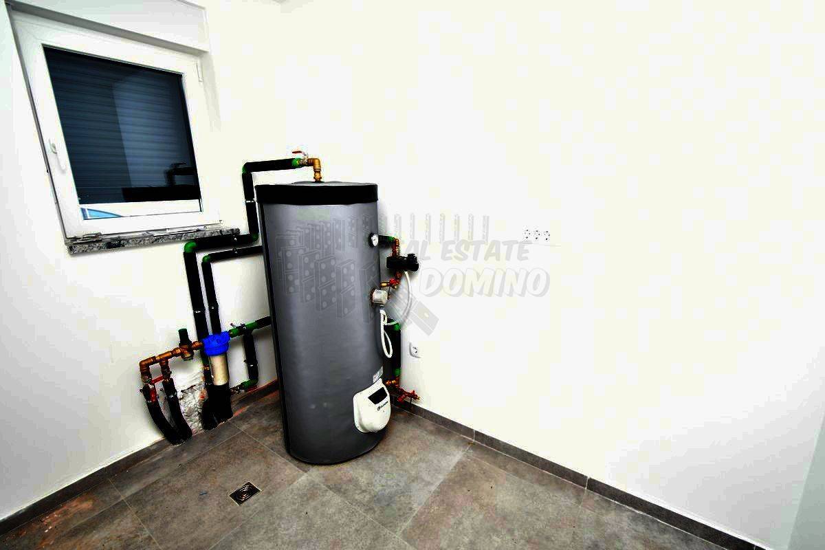 Hiša Dobrinj, 193m2