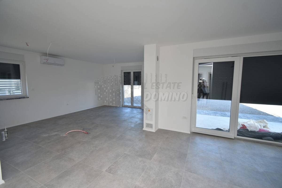 Hiša Dobrinj, 193m2