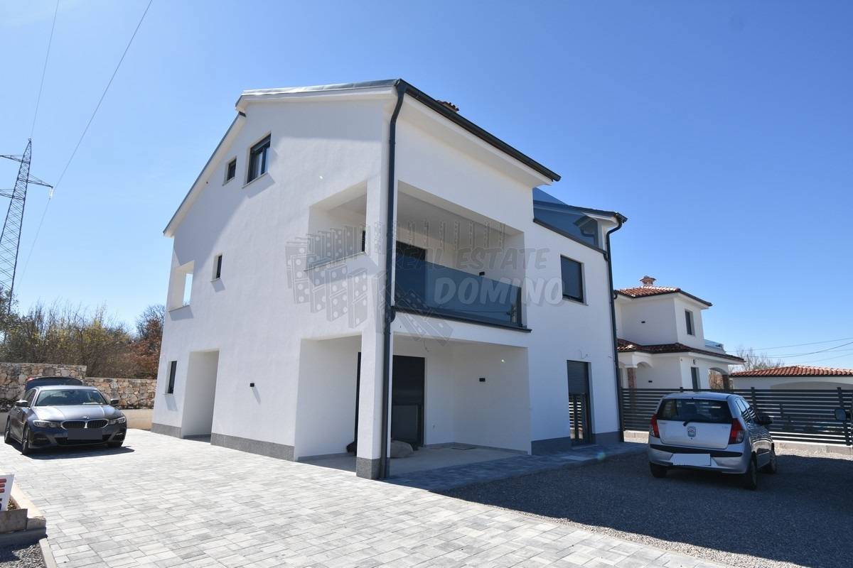 Hiša Dobrinj, 193m2