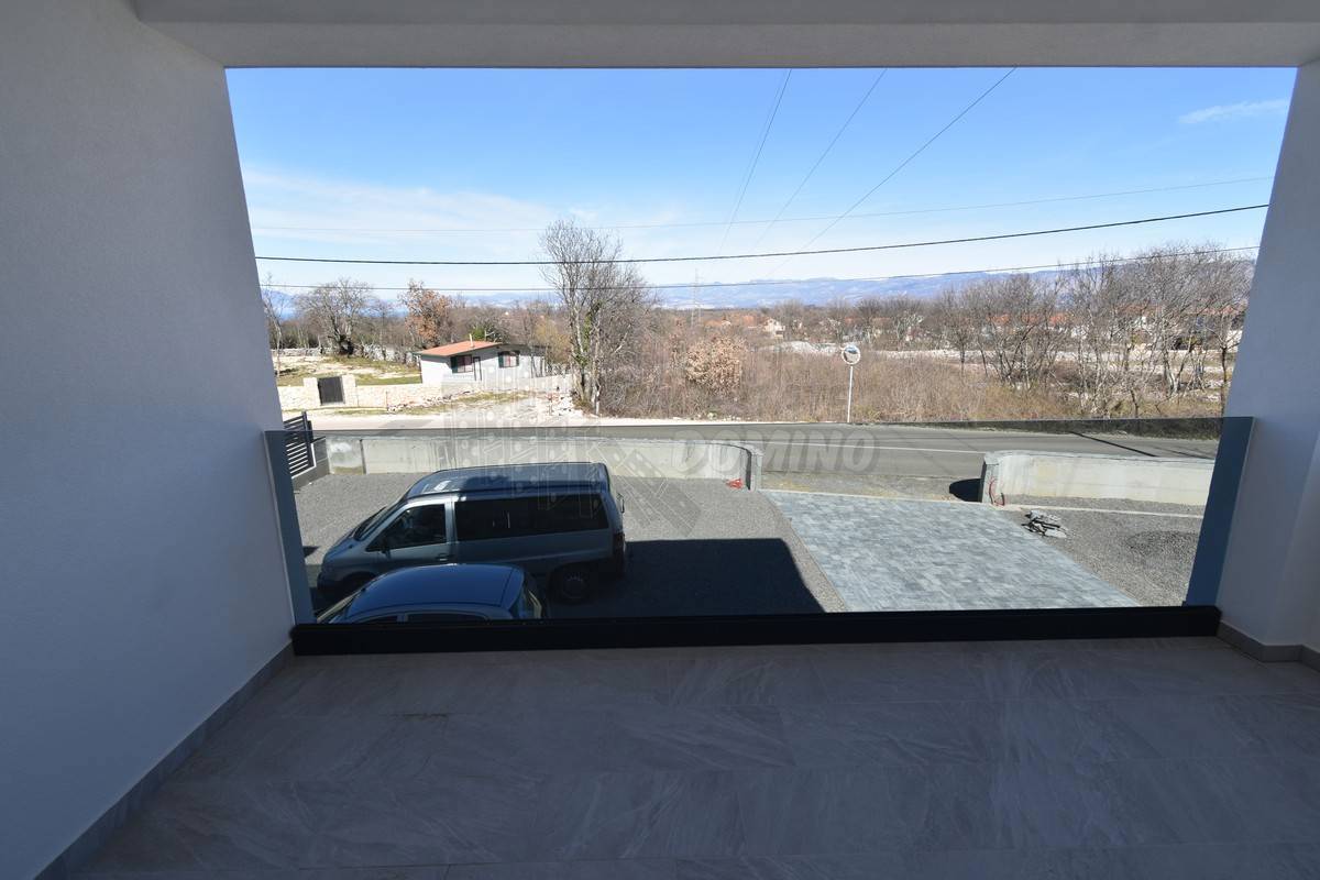 Hiša Dobrinj, 193m2