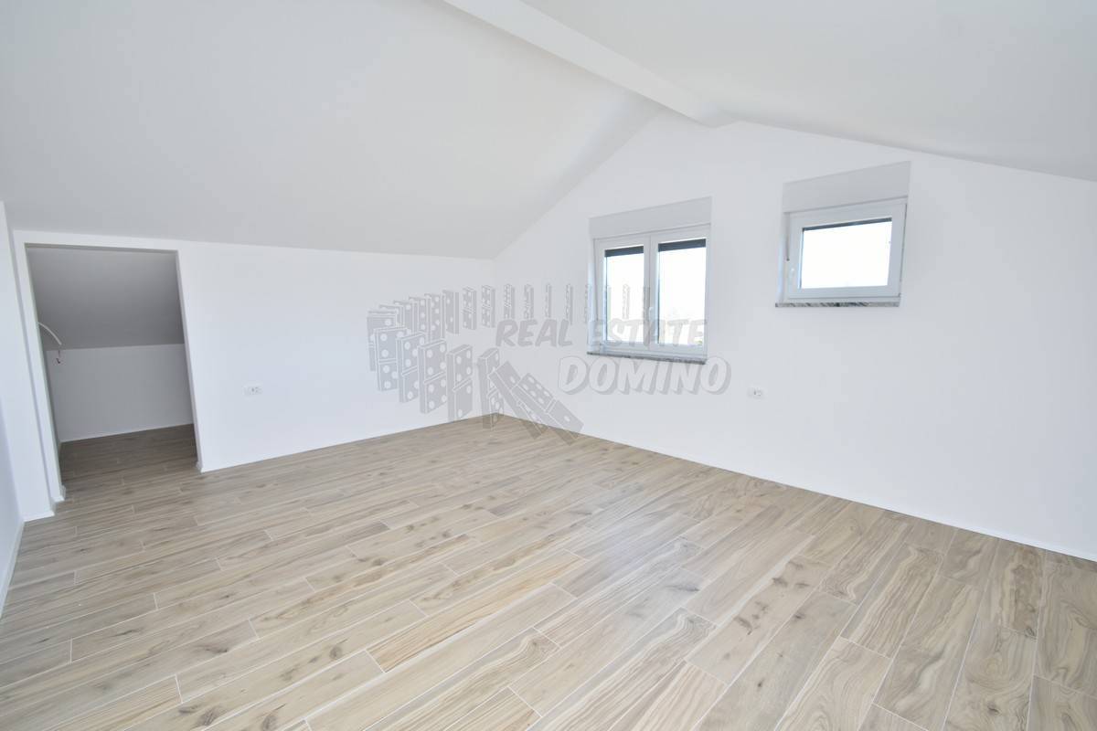 Hiša Dobrinj, 193m2