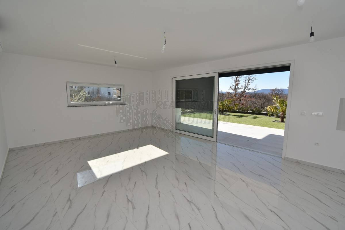 Dve stanovanji v novogradnji! Malinska!