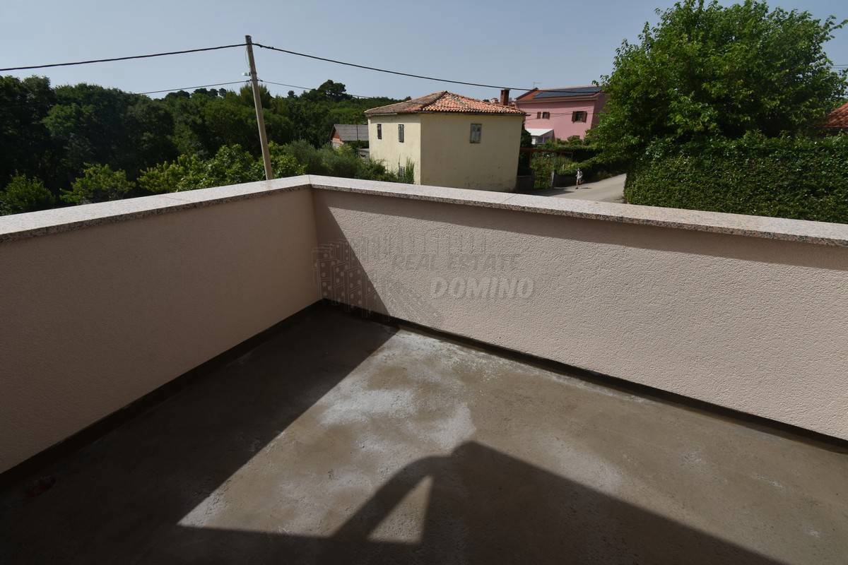 Lepa novogradnja v bližini mesta Krk!