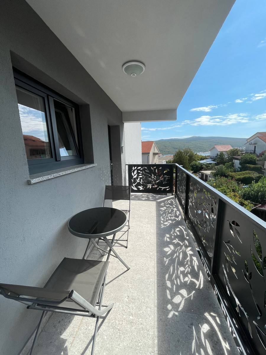 Apartma s pogledom na morje! okolica mesta Krk!