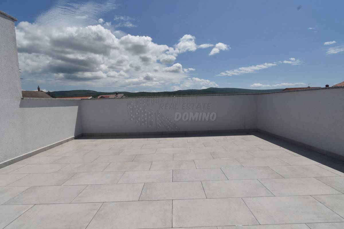 Apartma s pogledom na morje! okolica mesta Krk!