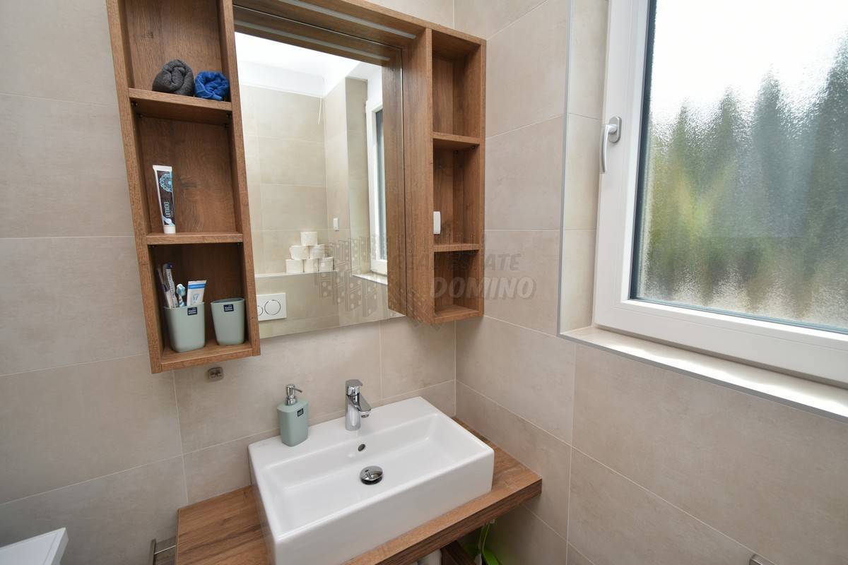 Elitni del Malinske, Rova, luksuzni apartma! Pogled na morje!