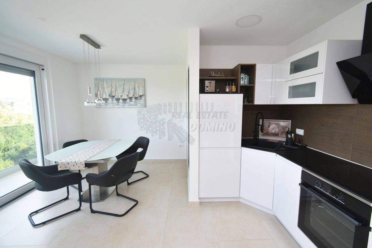 Elitni del Malinske, Rova, luksuzni apartma! Pogled na morje!