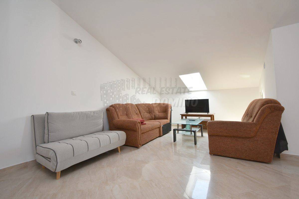 Stanovanje s čudovitim razgledom! Njivice!