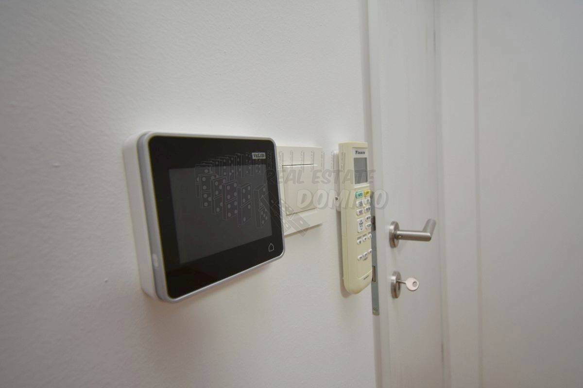 Stanovanje s čudovitim razgledom! Njivice!