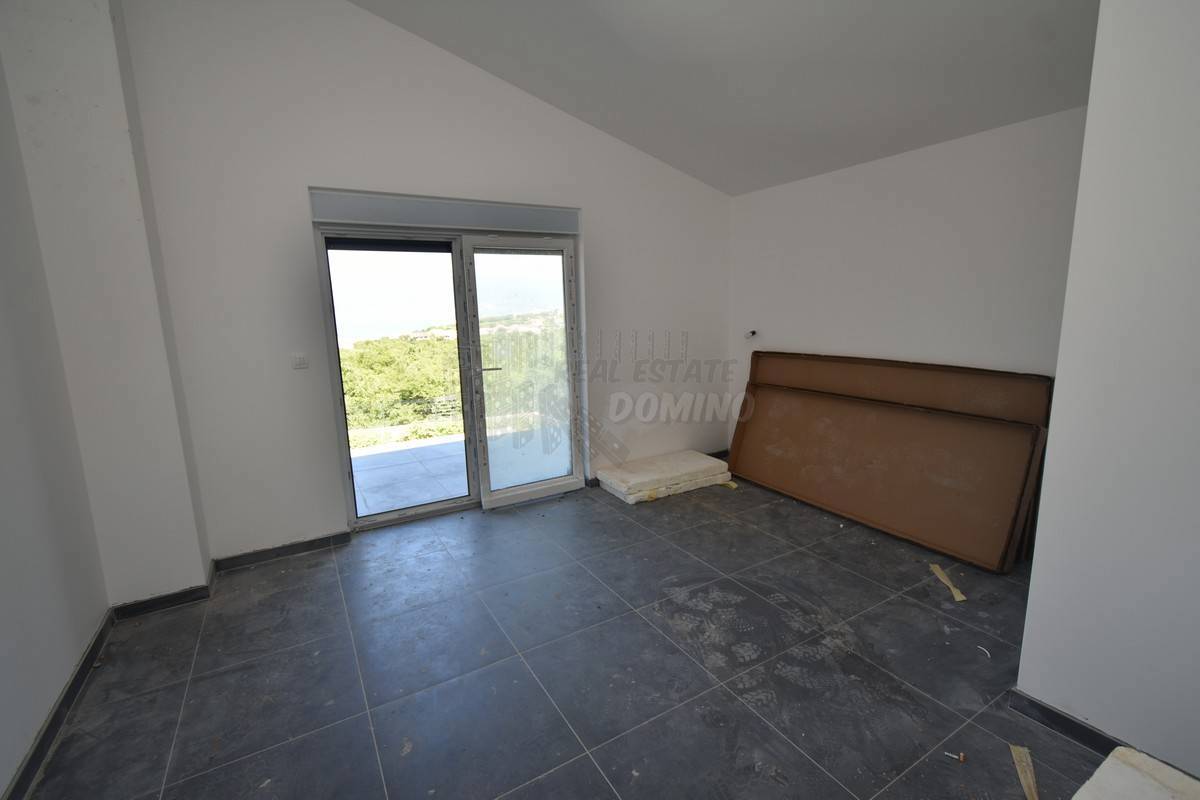 Luksuzna vila s pogledom na morje, velikim vrtom in bazenom-Vrbnik!