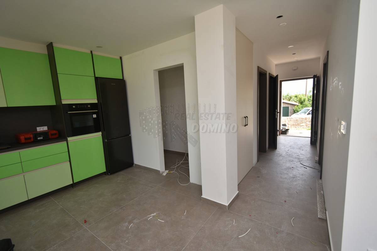 Lepa novogradnja v bližini mesta Krk!