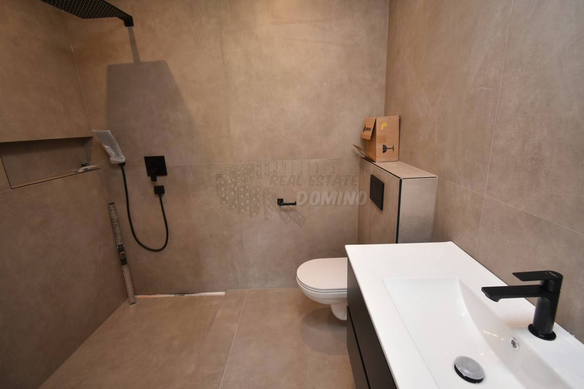 Lepa novogradnja v bližini mesta Krk!