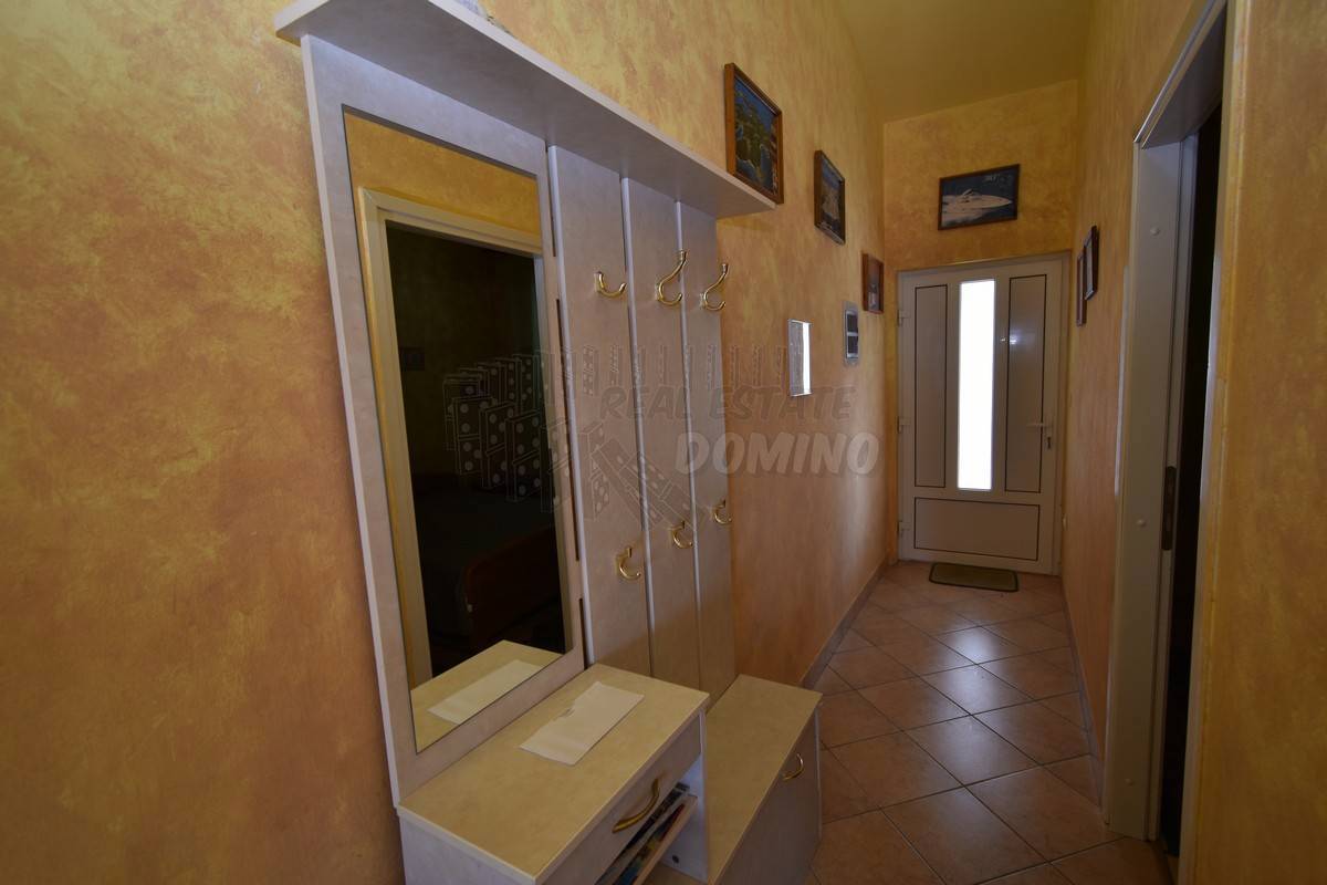 Apartma s čudovitim pogledom na morje!! Njivice!