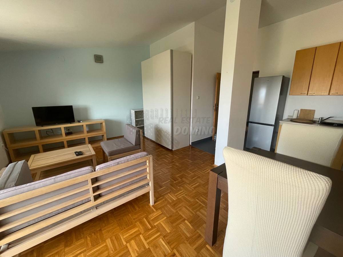 Stanovanje s čudovitim razgledom in 2 terasama! Mesto Krk!