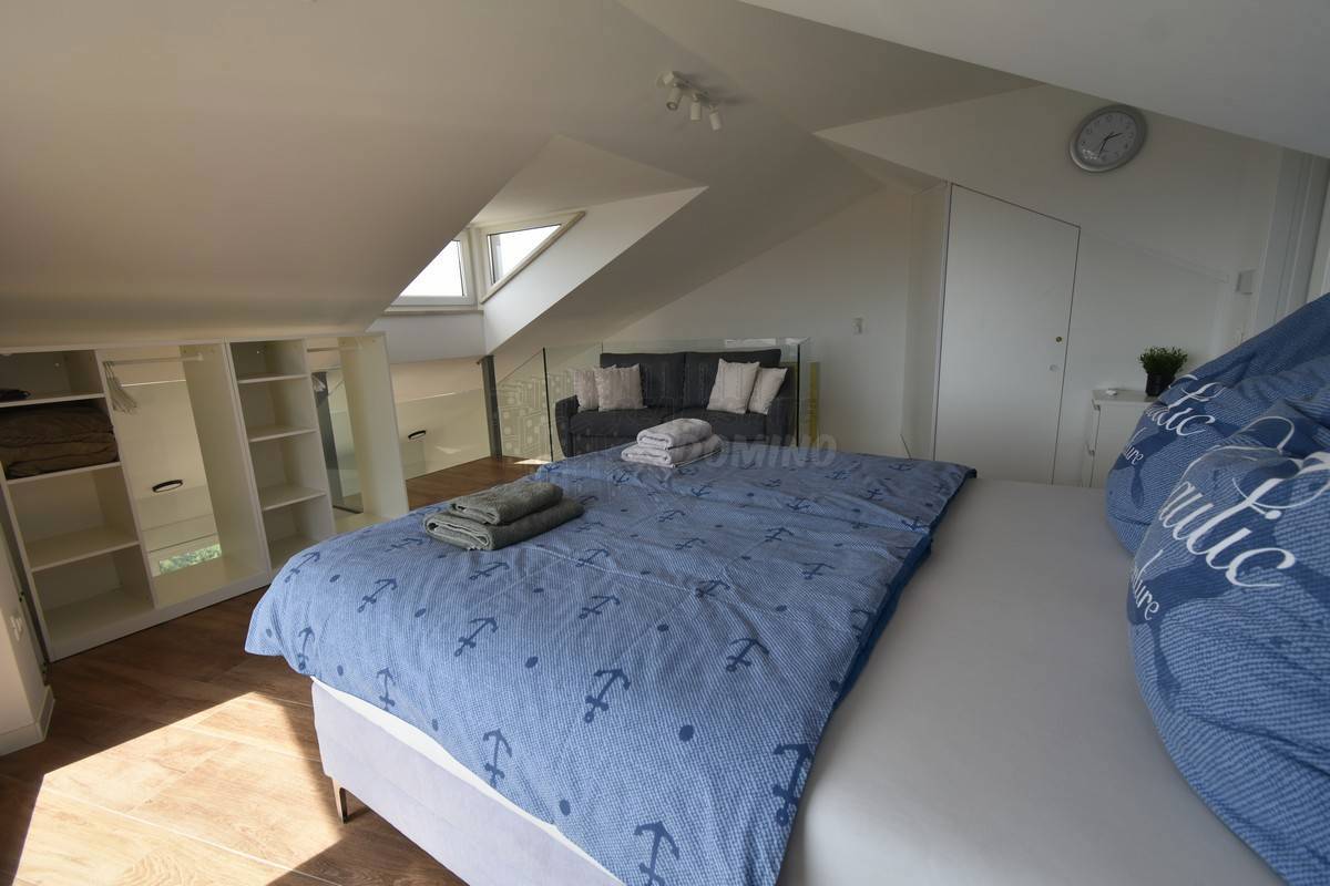 Čudovit Penthouse s panoramskim razgledom! Punat
