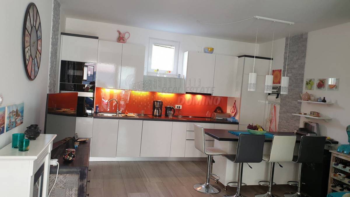 Apartma 150 metrov od plaže! Otok Krk!