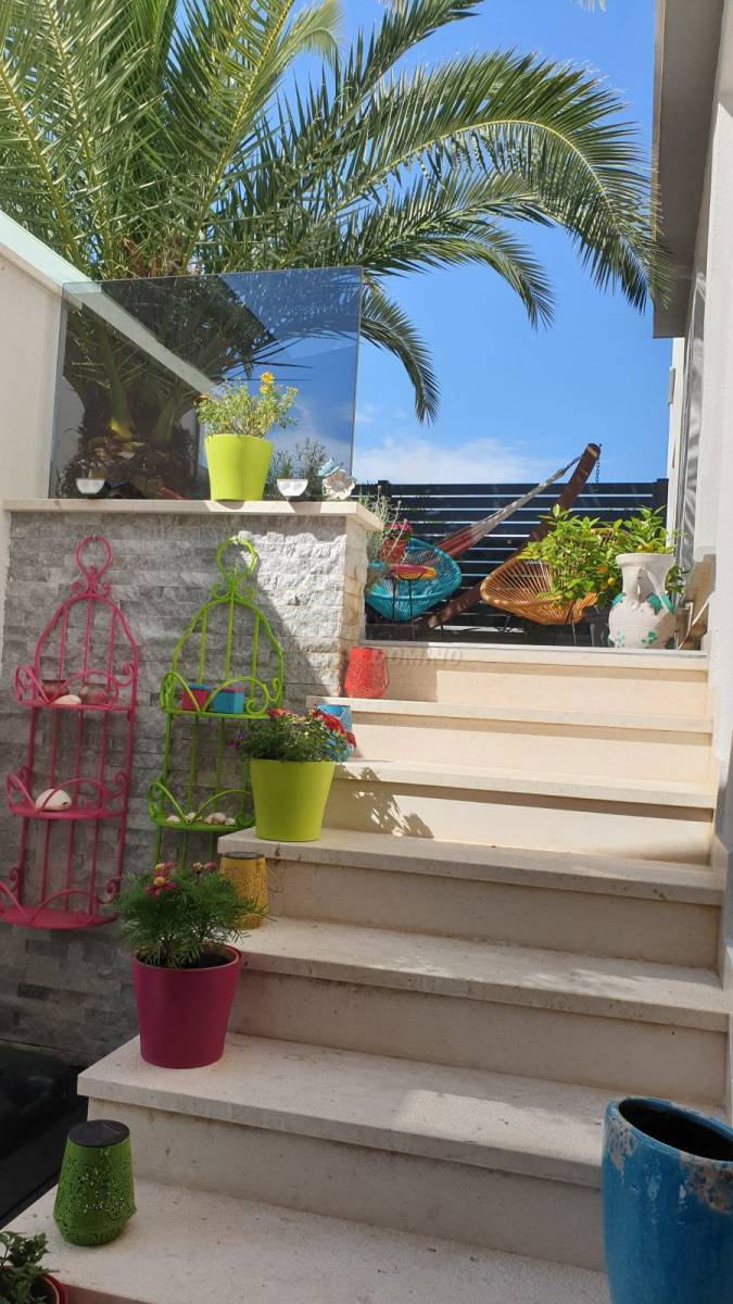 Apartma 150 metrov od plaže! Otok Krk!