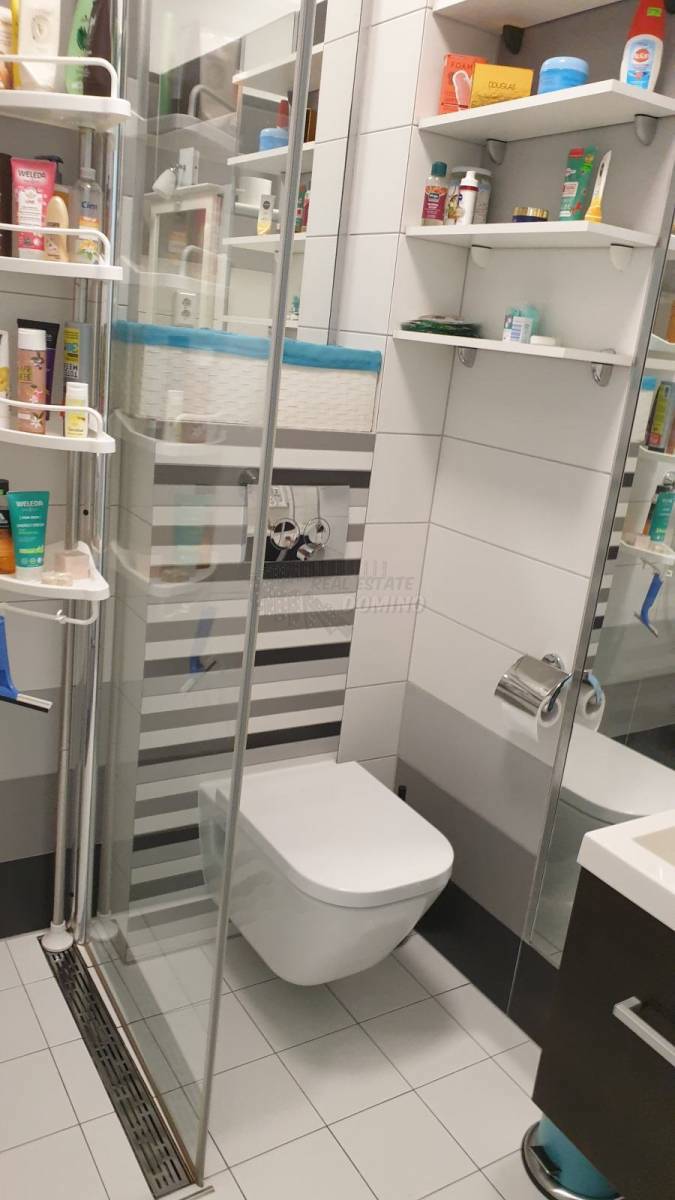 Apartma 150 metrov od plaže! Otok Krk!