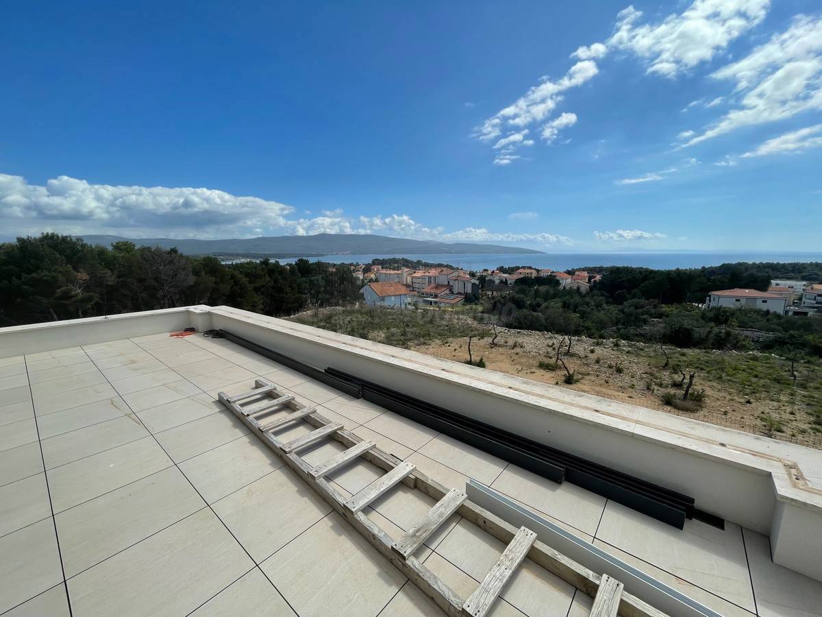 Penthouse z odprtim pogledom - mesto Krk!