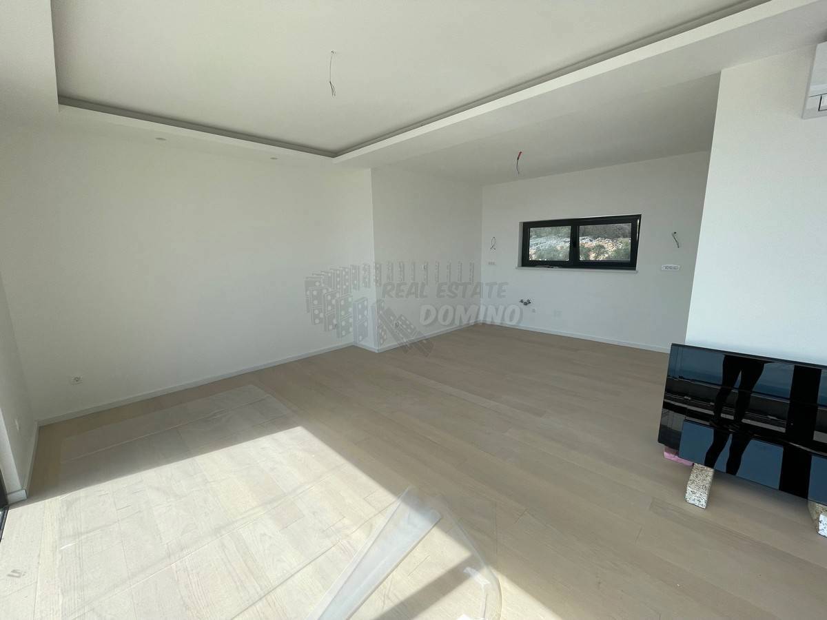 Penthouse z odprtim pogledom - mesto Krk!