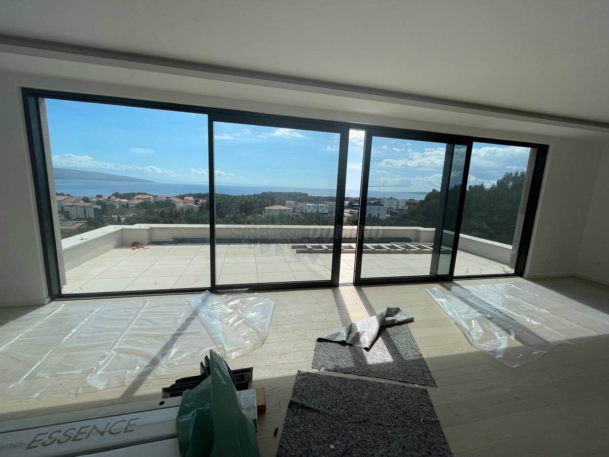 Penthouse z odprtim pogledom - mesto Krk!