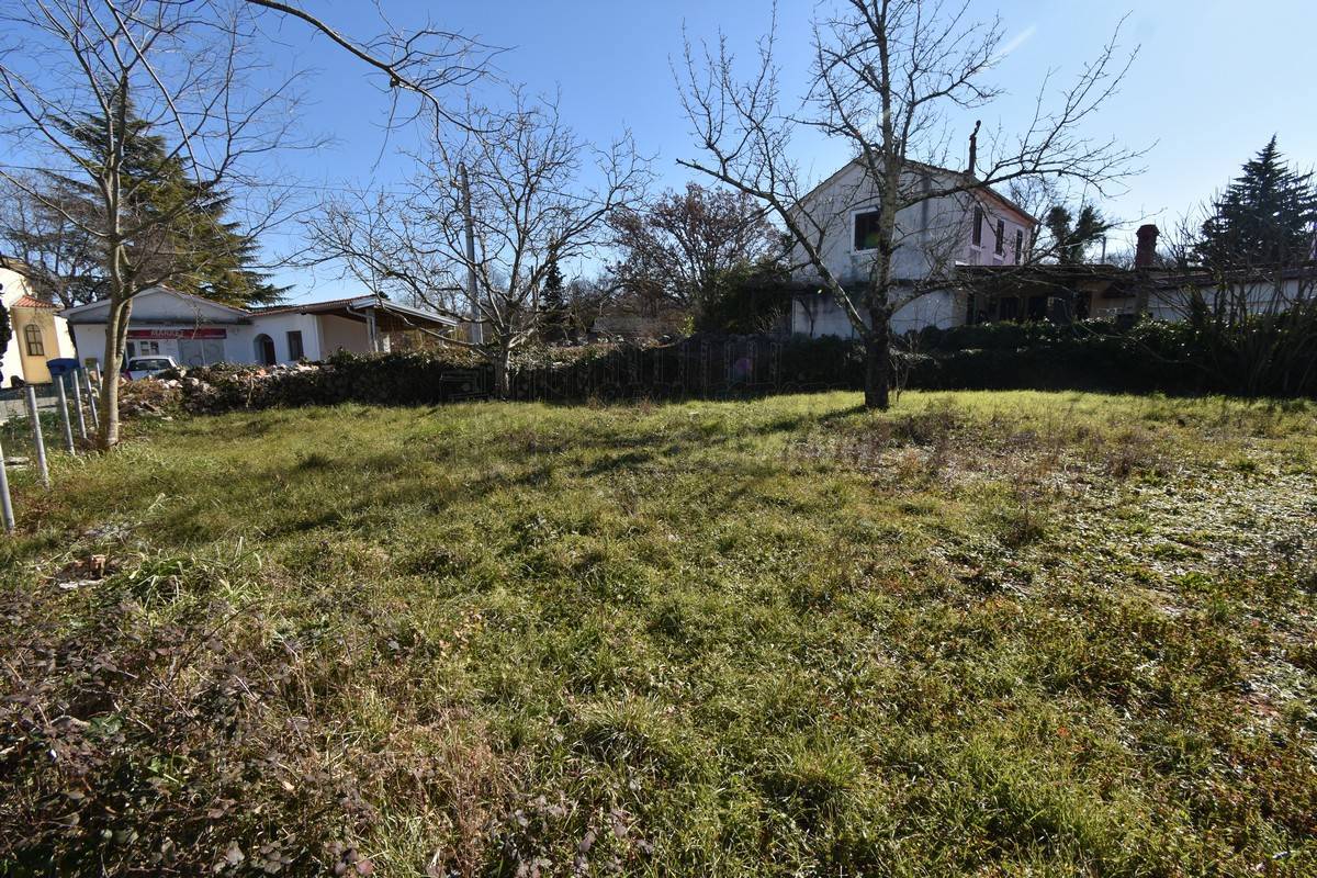 Casa ristrutturata con giardino di 1068m2! L'isola di Krk!