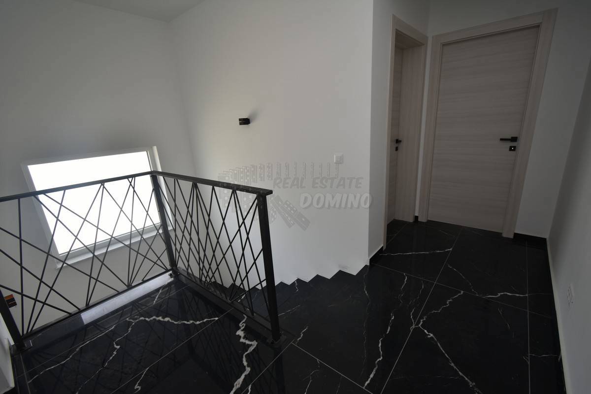 Vila s čudovitim pogledom na morje! Otok Krk!