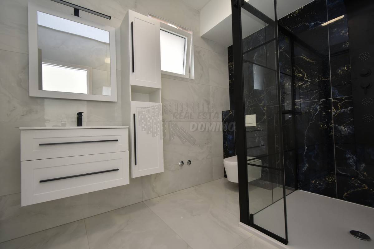 Vila s čudovitim pogledom na morje! Otok Krk!