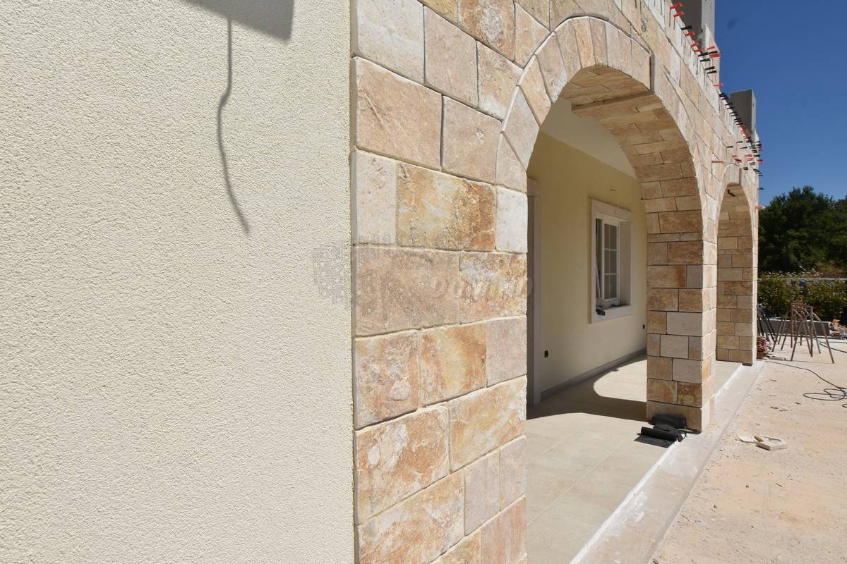 Lepa hiša v mediteranskem stilu. Otok Krk!