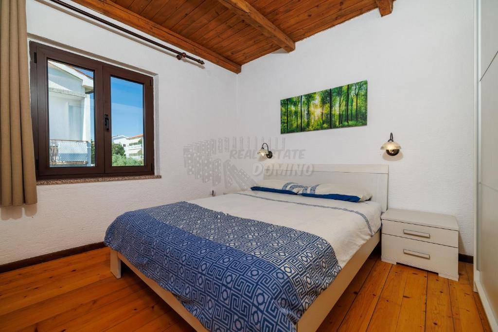 Dve hiši z bazenom in savno! Punat, otok Krk