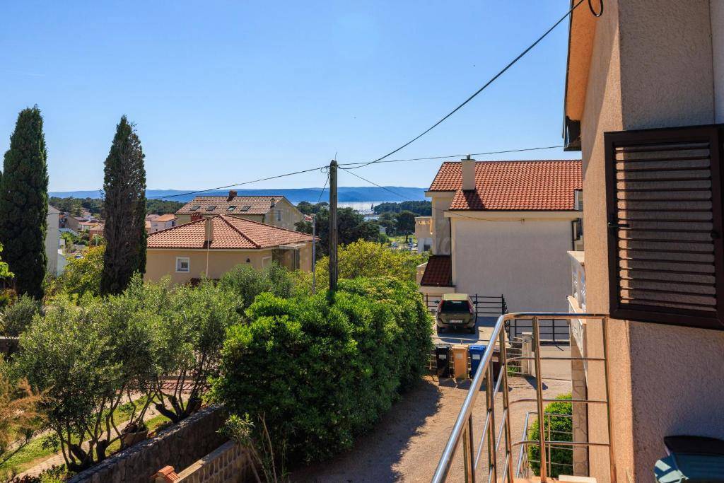 Dve hiši z bazenom in savno! Punat, otok Krk