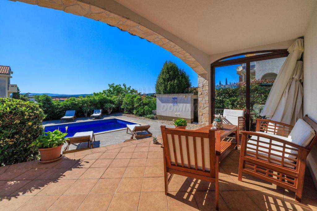 Dve hiši z bazenom in savno! Punat, otok Krk