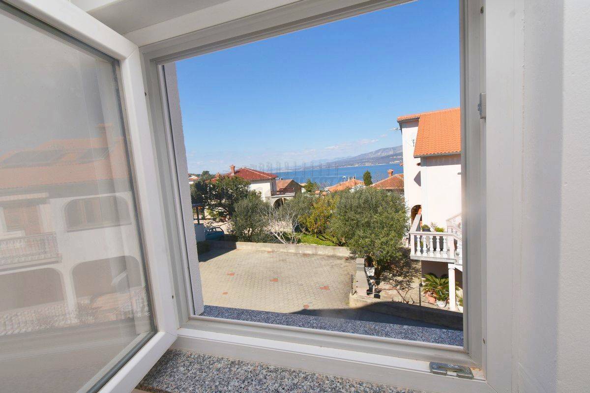 Stanovanje 150 metrov od morja! Pogled na morje!
