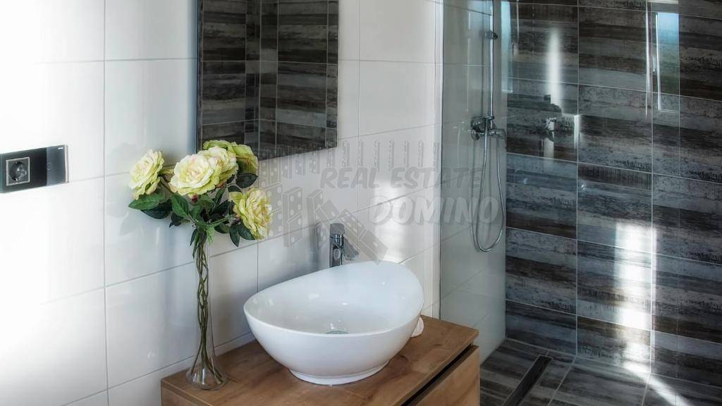 Čudovita vila s pogledom na morje! Otok Krk!