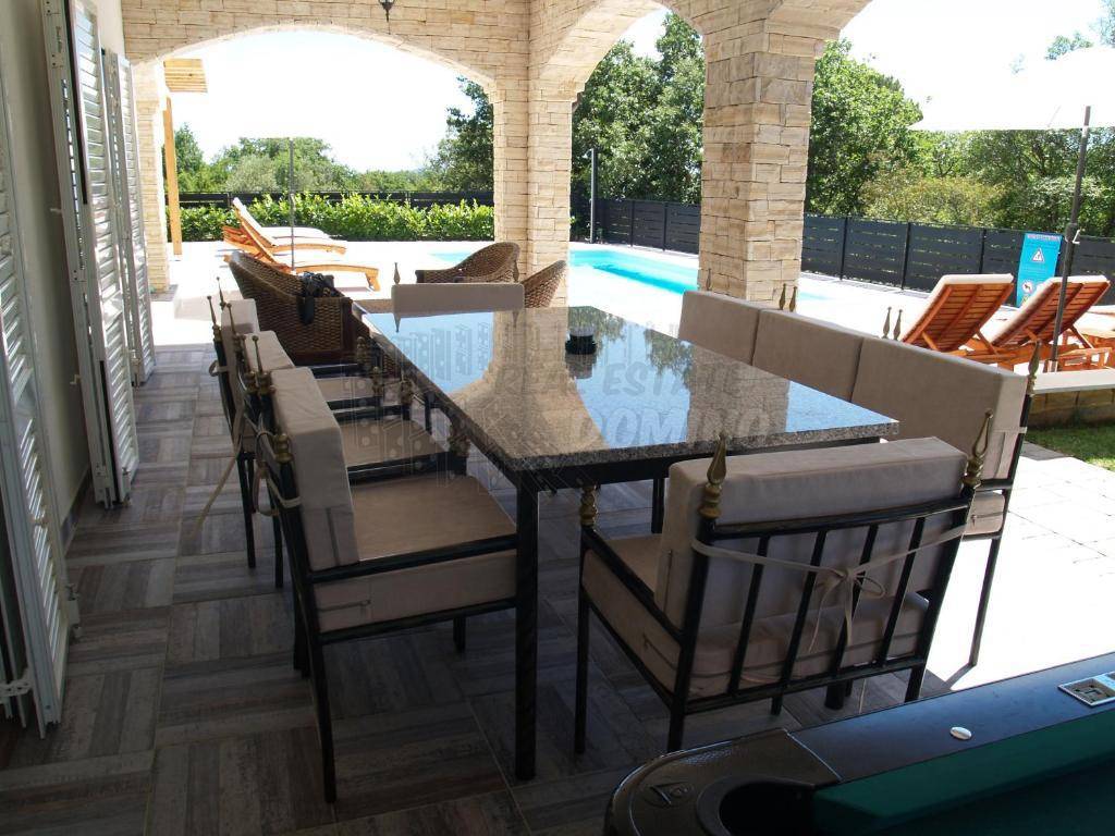 Čudovita vila s pogledom na morje! Otok Krk!