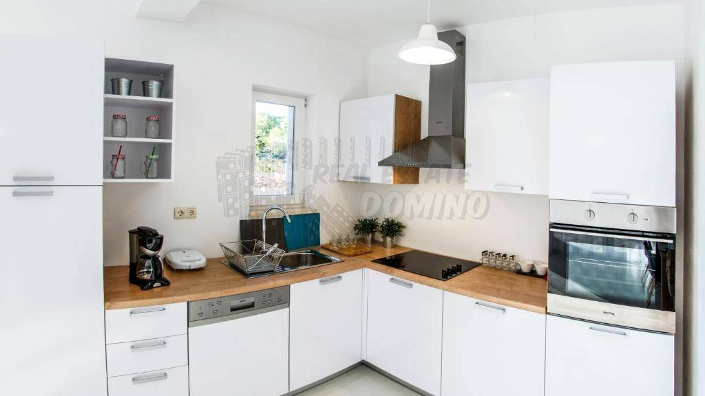 Čudovita vila s pogledom na morje! Otok Krk!