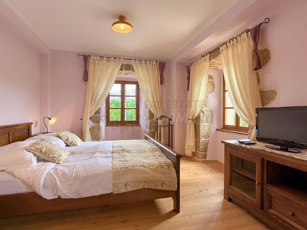 Hiša Dobrinj, 160m2